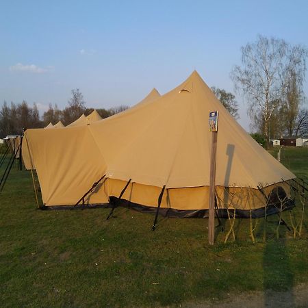 Tent-Ok Opende エクステリア 写真